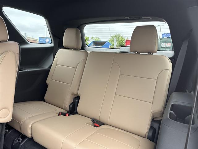 used 2023 Chevrolet Traverse car, priced at $42,988