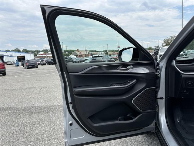used 2022 Jeep Grand Cherokee L car, priced at $31,977