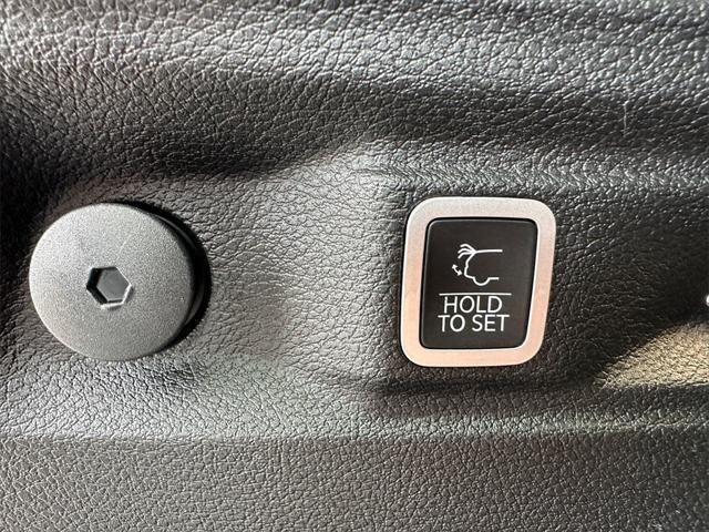 used 2022 Jeep Grand Cherokee L car, priced at $31,977