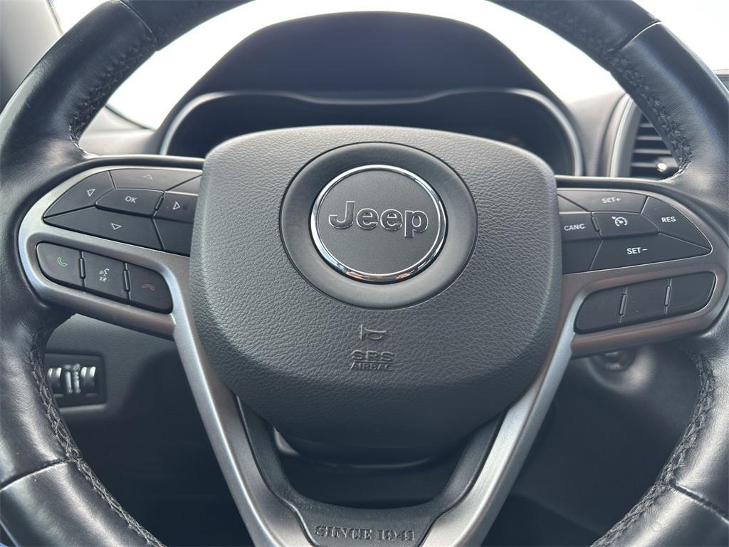 used 2020 Jeep Cherokee car, priced at $18,977