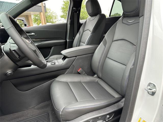 new 2024 Cadillac XT4 car, priced at $54,040