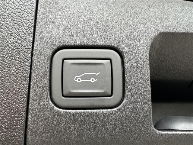 new 2024 Cadillac XT4 car, priced at $54,040