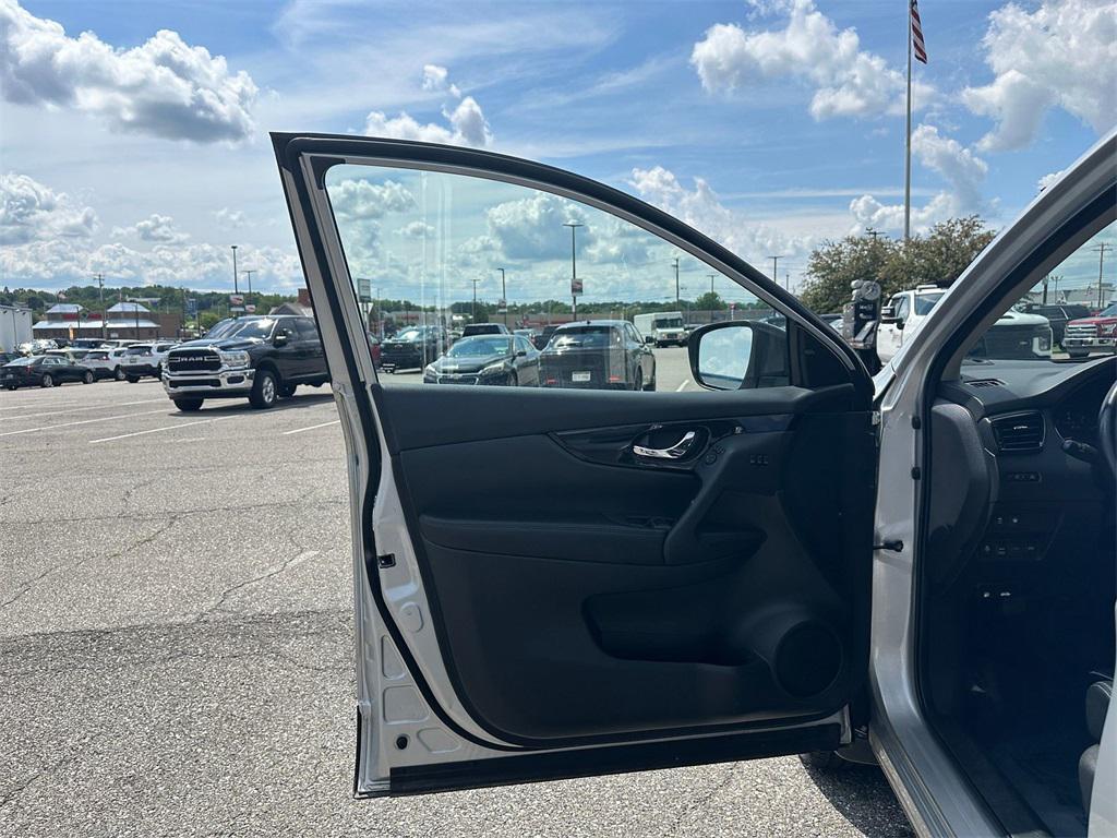 used 2022 Nissan Rogue Sport car, priced at $17,477