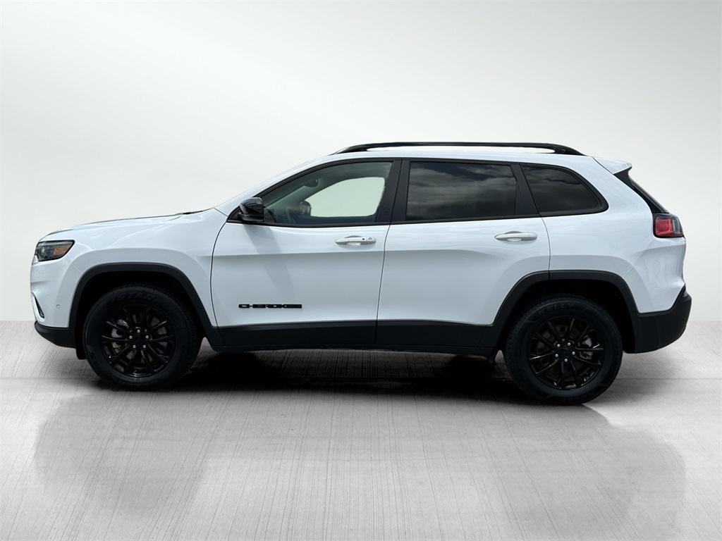 used 2023 Jeep Cherokee car, priced at $21,988