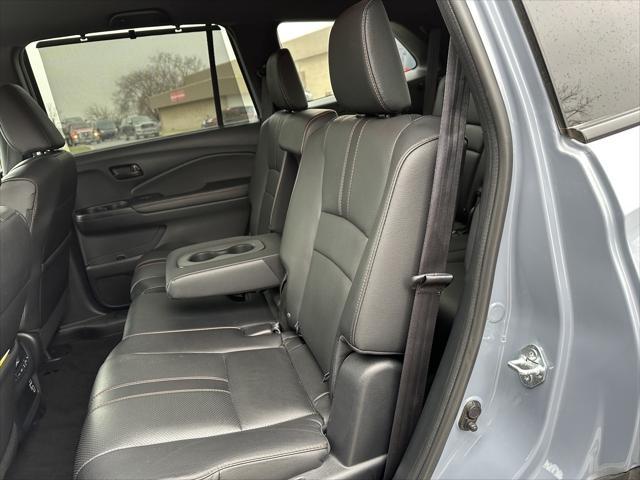 used 2022 Honda Pilot car, priced at $33,477