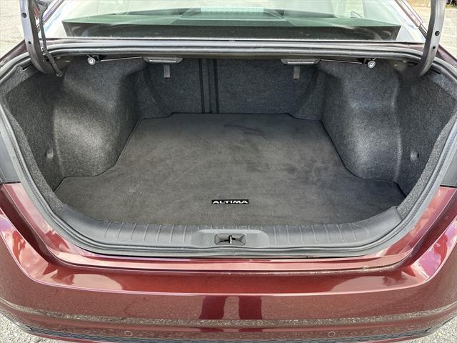 used 2023 Nissan Altima car, priced at $18,977