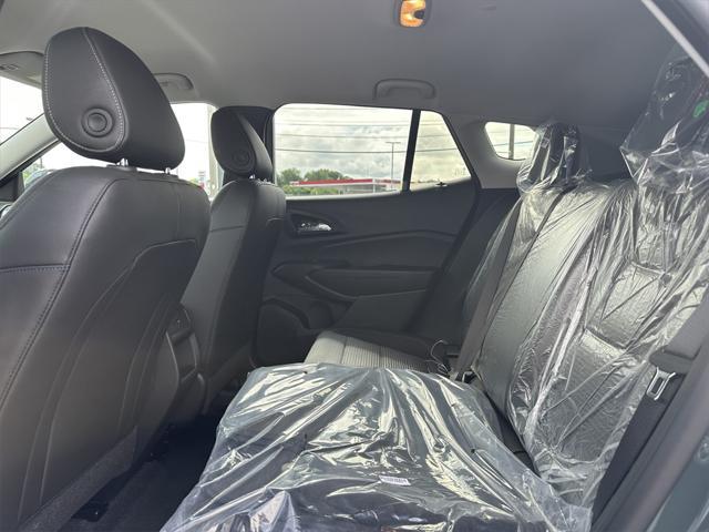 new 2025 Chevrolet Trax car, priced at $24,319