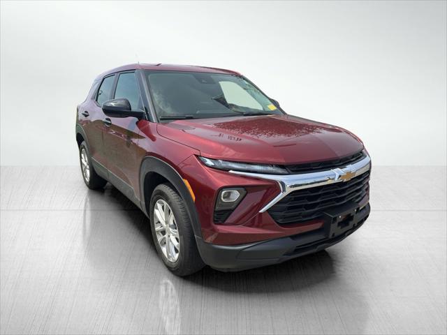 used 2025 Chevrolet TrailBlazer car, priced at $25,977