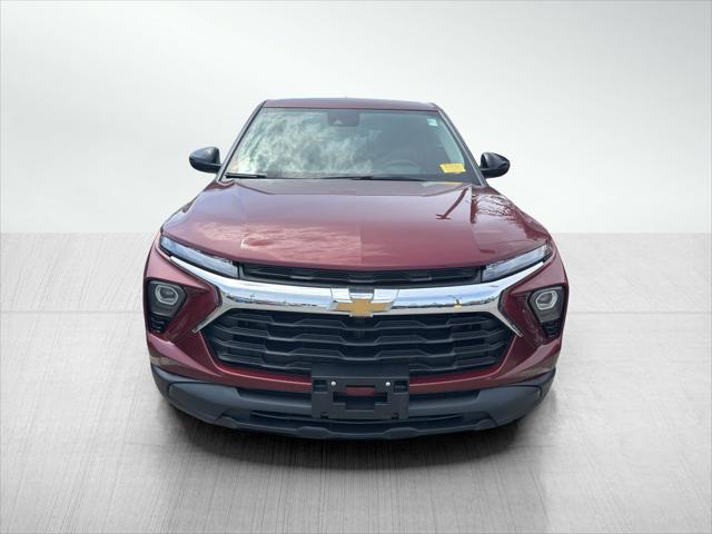 used 2025 Chevrolet TrailBlazer car, priced at $25,977