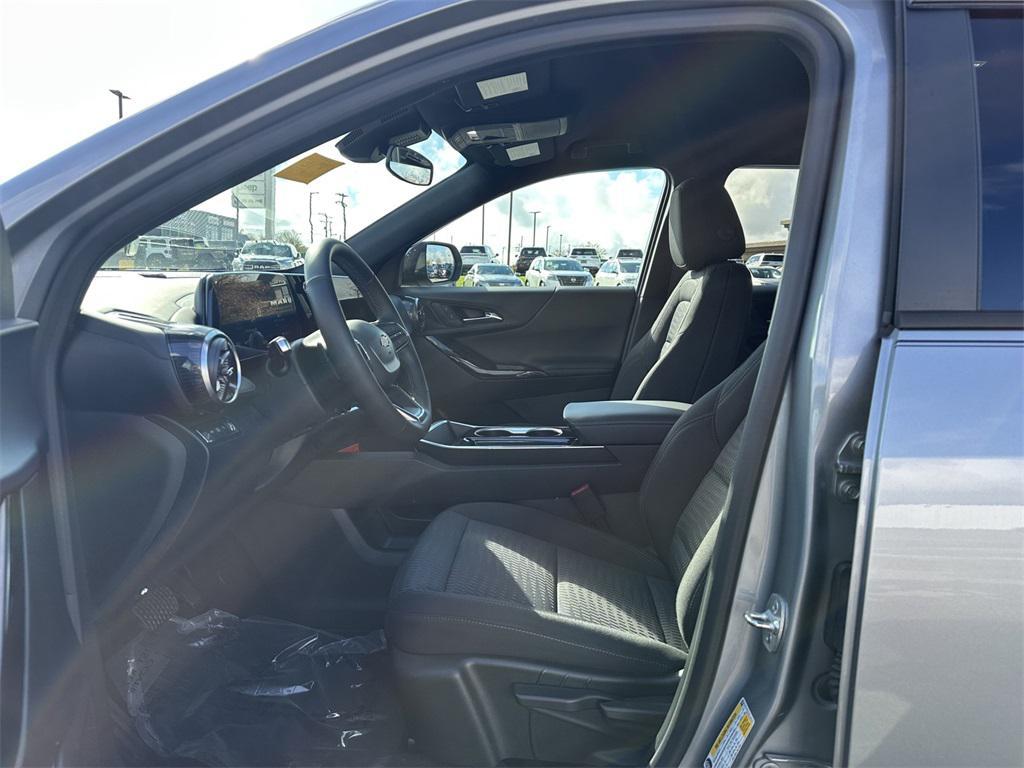 used 2025 Chevrolet Equinox car, priced at $27,877