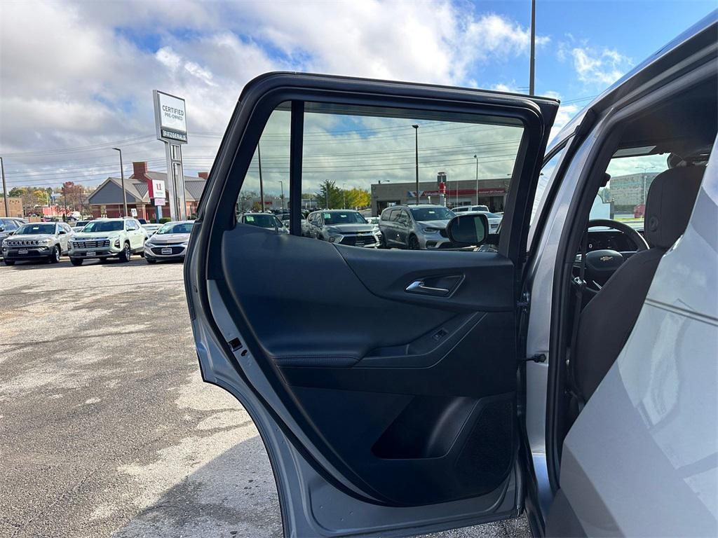 used 2025 Chevrolet Equinox car, priced at $27,877