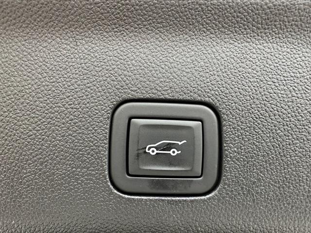 used 2023 Chevrolet Suburban car, priced at $47,977