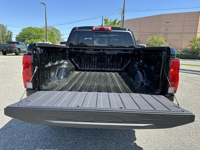 new 2025 Chevrolet Colorado car, priced at $33,258