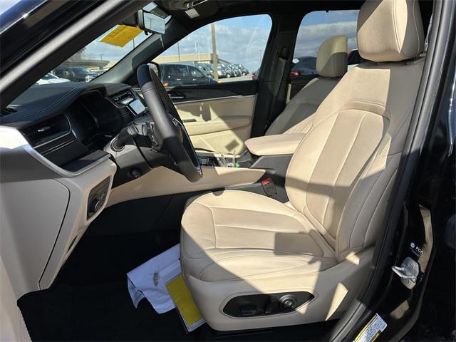 used 2024 Jeep Grand Cherokee car, priced at $39,888