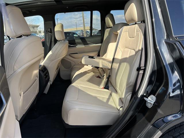 used 2024 Jeep Grand Cherokee car, priced at $39,888