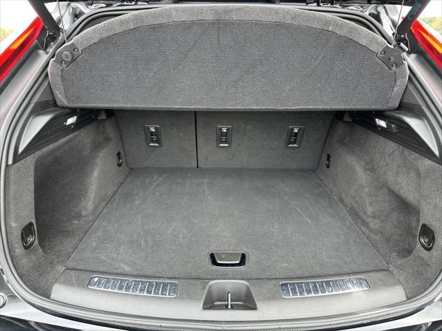 used 2024 Cadillac XT4 car, priced at $37,977
