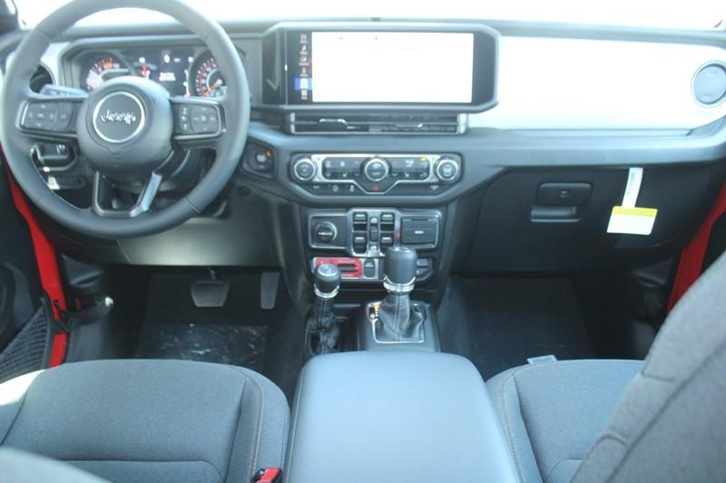 new 2025 Jeep Wrangler car, priced at $51,580