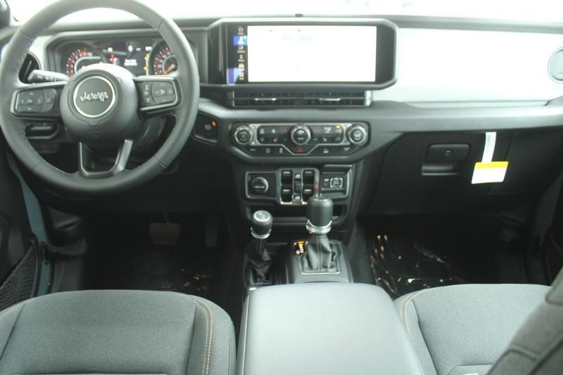 new 2025 Jeep Gladiator car, priced at $42,180