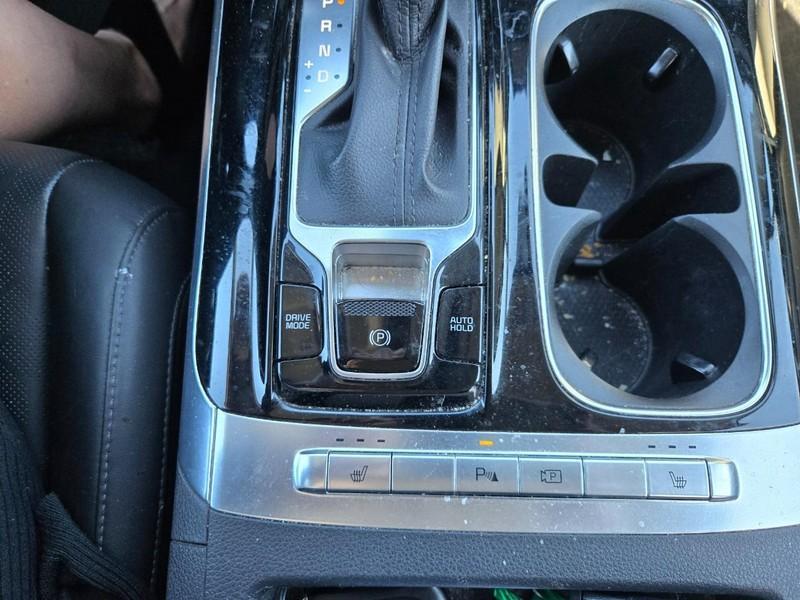 used 2022 Kia Carnival car, priced at $26,861