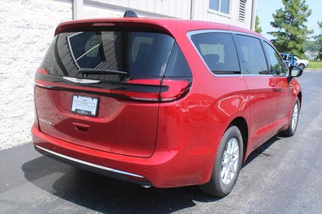 new 2024 Chrysler Pacifica car, priced at $37,995