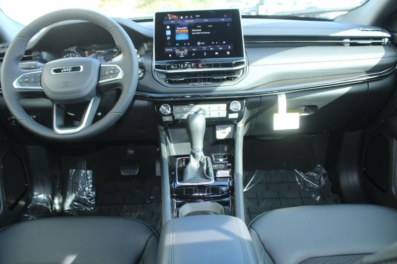 new 2026 Jeep Compass car, priced at $31,805