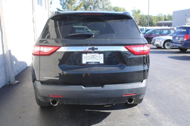 used 2020 Chevrolet Traverse car, priced at $18,857