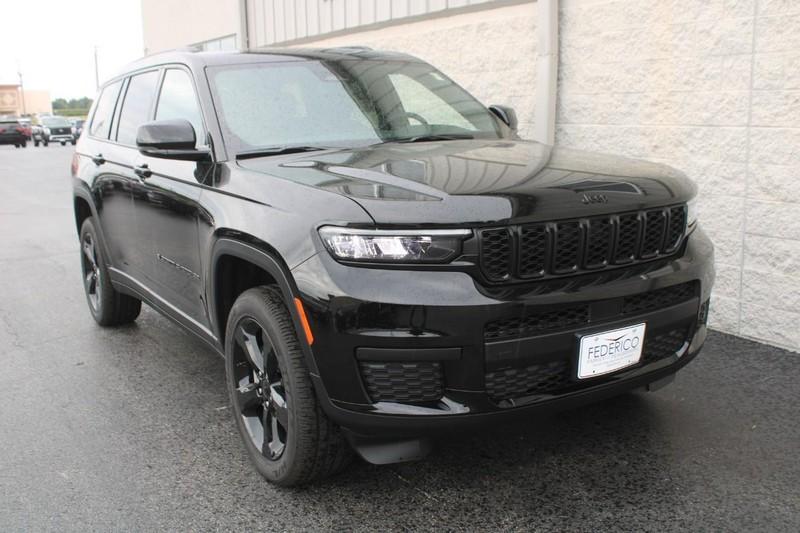 new 2024 Jeep Grand Cherokee L car, priced at $42,995