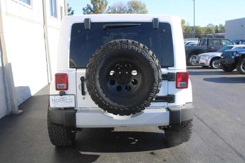 used 2015 Jeep Wrangler Unlimited car, priced at $21,800