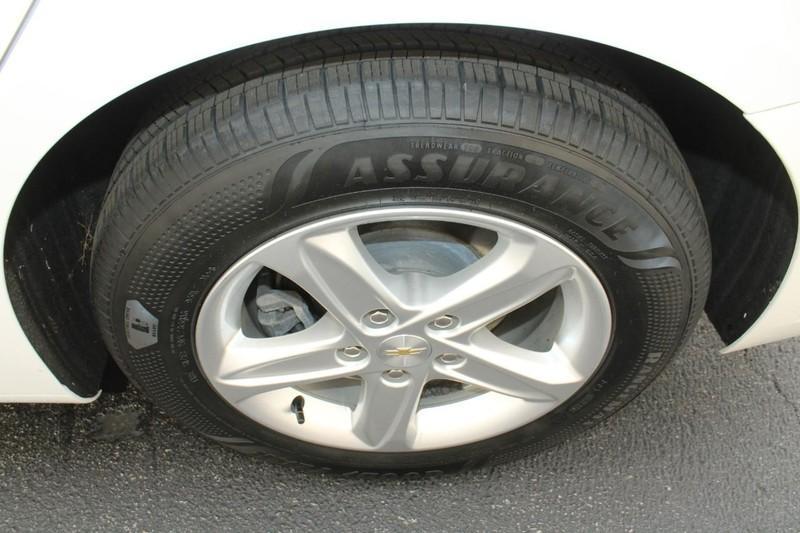 used 2022 Chevrolet Malibu car, priced at $19,900