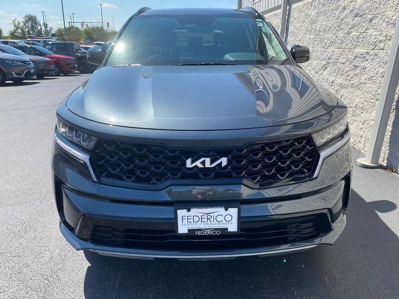 used 2022 Kia Sorento car, priced at $25,766