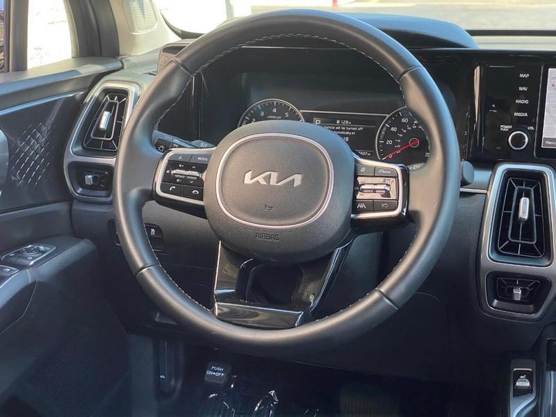 used 2022 Kia Sorento car, priced at $25,766