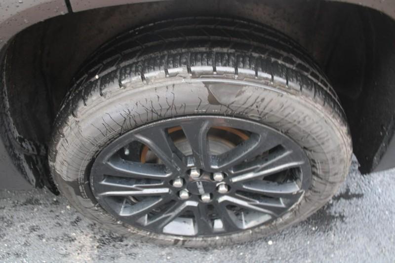 used 2022 GMC Acadia car, priced at $23,257