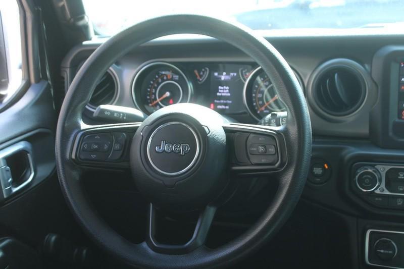 used 2022 Jeep Wrangler Unlimited car, priced at $27,295