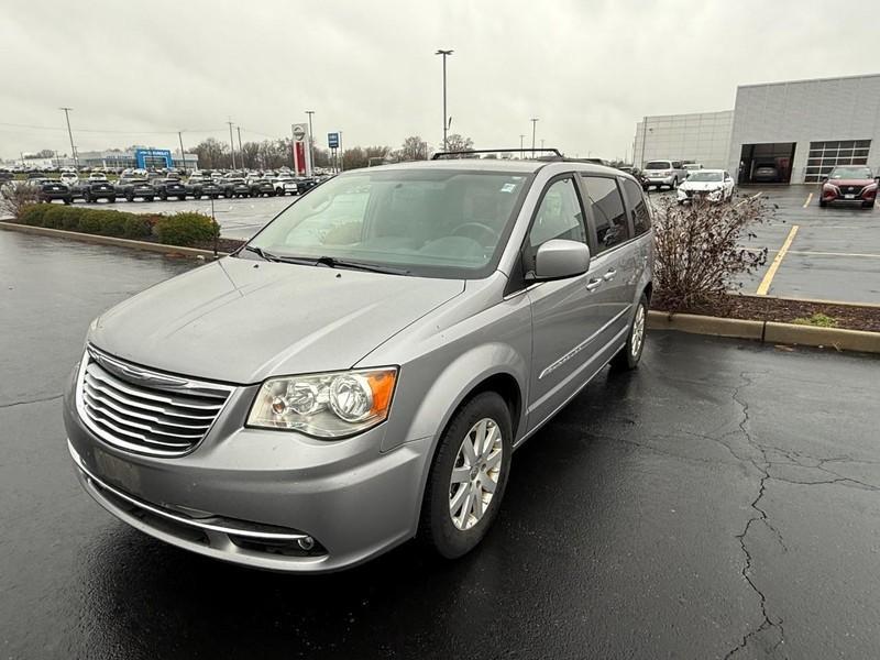 used 2015 Chrysler Town & Country car, priced at $8,995