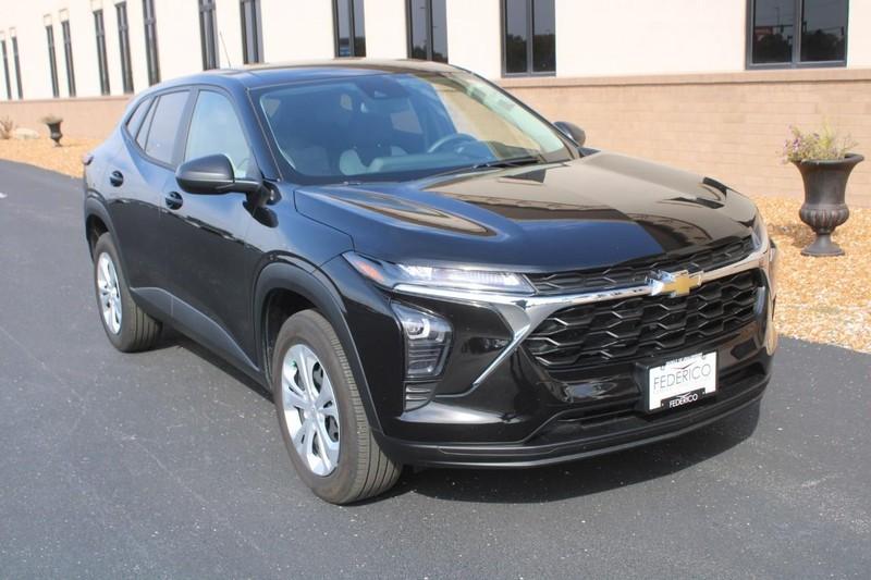 used 2024 Chevrolet Trax car, priced at $21,780