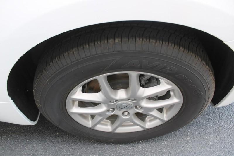 used 2024 Chrysler Pacifica car, priced at $40,900