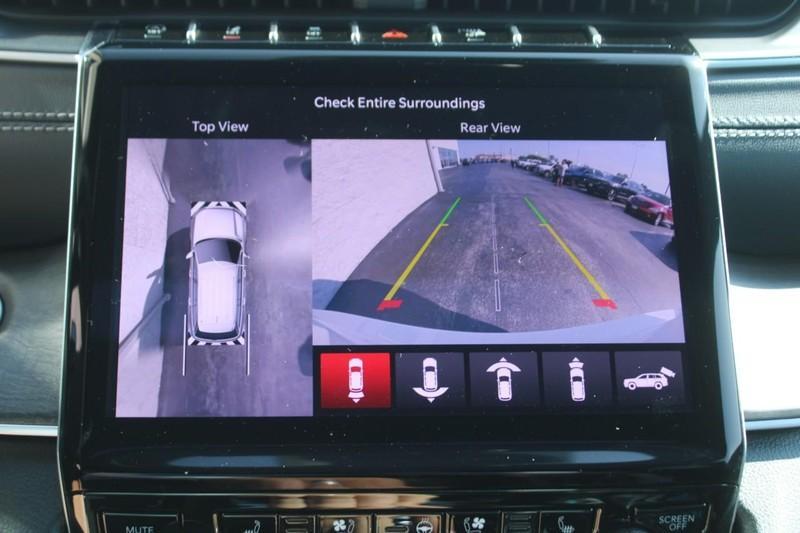 new 2025 Jeep Grand Cherokee car, priced at $48,650