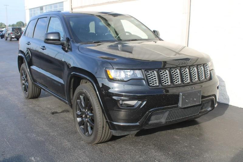 used 2020 Jeep Grand Cherokee car, priced at $26,899