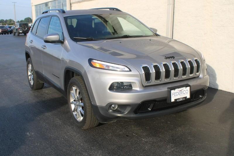 used 2018 Jeep Cherokee car, priced at $18,924