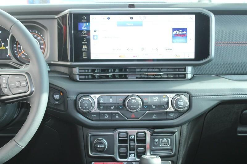new 2025 Jeep Wrangler car, priced at $55,400