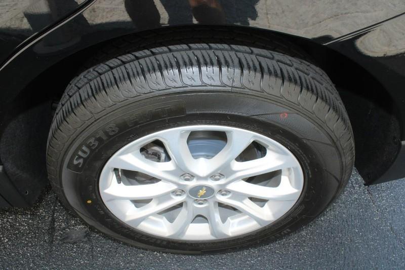 used 2019 Chevrolet Equinox car, priced at $21,500