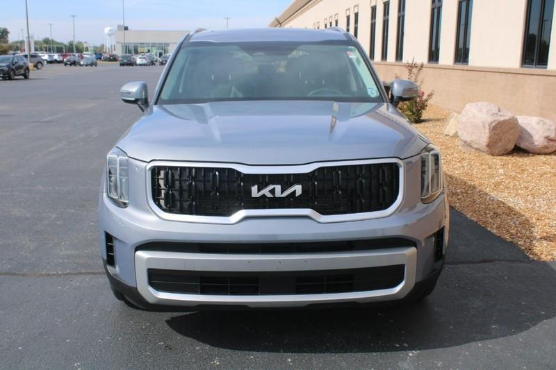 used 2023 Kia Telluride car, priced at $32,000