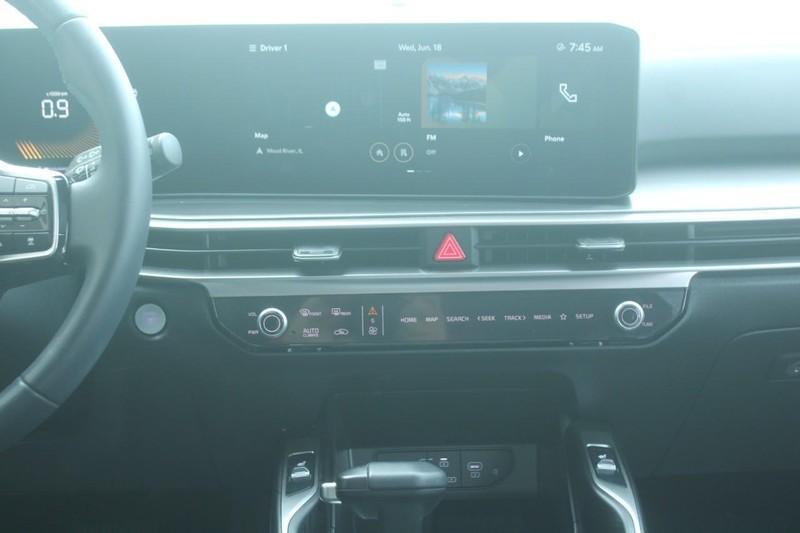 used 2024 Kia Sorento car, priced at $32,150