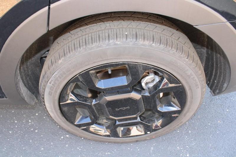 used 2025 Kia Sorento car, priced at $37,500