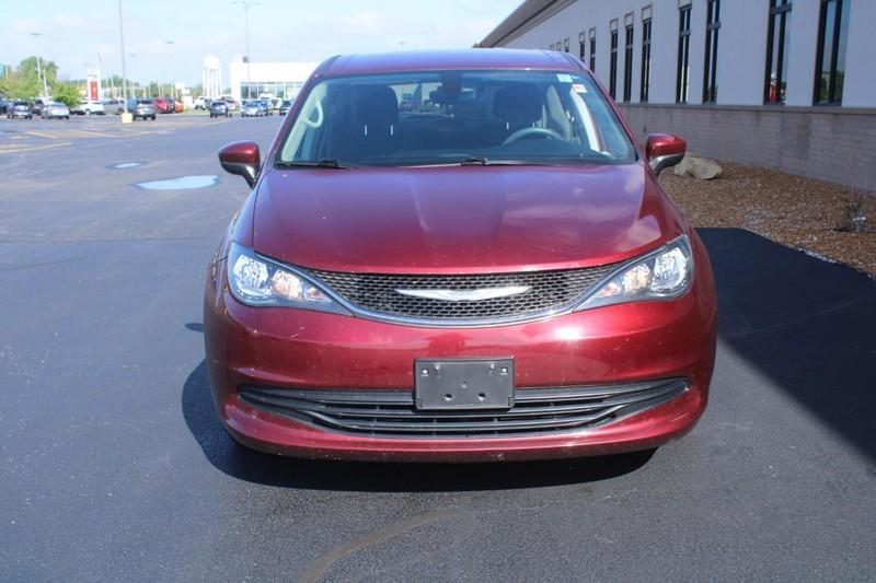 used 2017 Chrysler Pacifica car, priced at $15,882