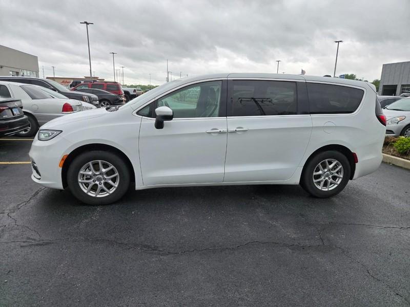 used 2023 Chrysler Pacifica car, priced at $25,000