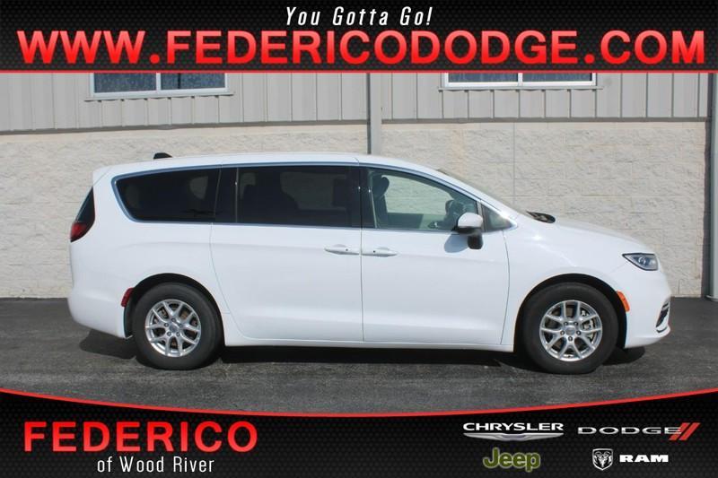 used 2023 Chrysler Pacifica car, priced at $24,895