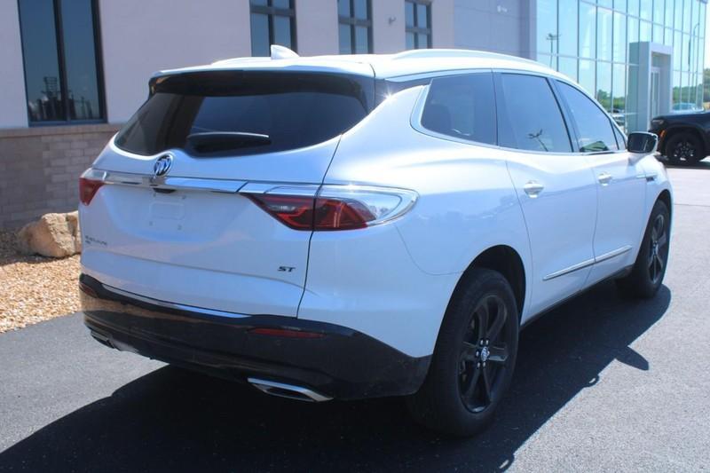 used 2024 Buick Enclave car, priced at $44,900