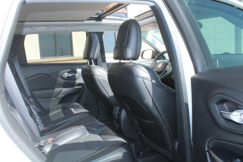 used 2022 Jeep Cherokee car, priced at $23,990