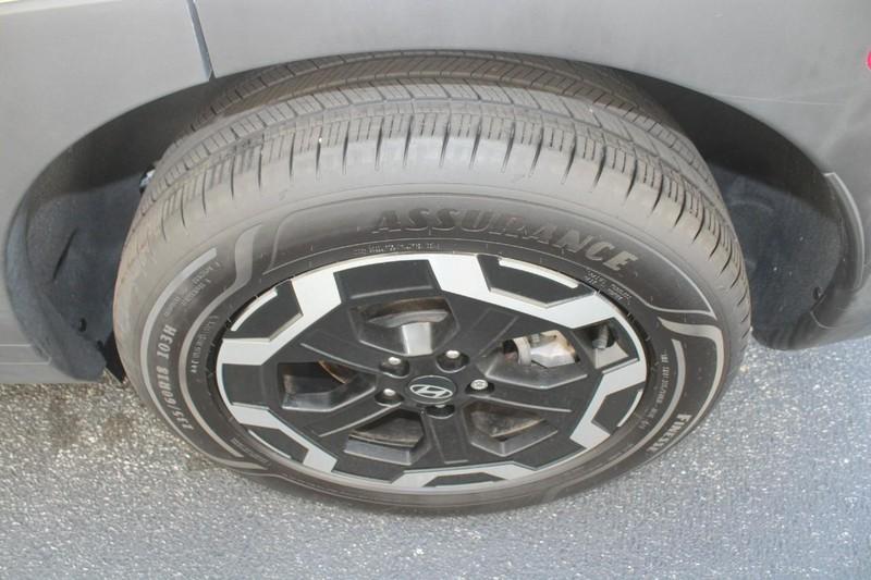 used 2025 Hyundai Santa Fe car, priced at $33,500